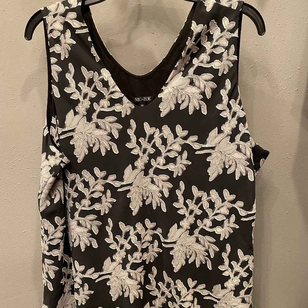 Nic+Zoe top size XXL